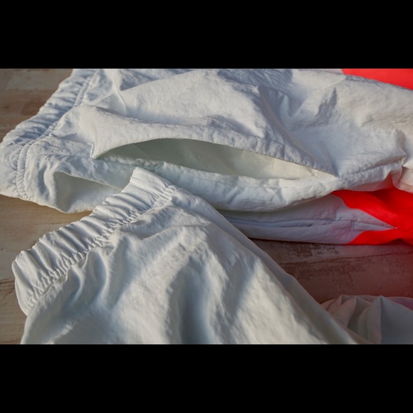 Nike Sportswear Anorak Big Swoosh Hooded Jacket - Picture 5 of 15